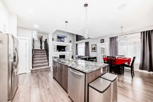 1368 Lackner Boulevard, Carstairs, AB - Indoor Photo Showing Kitchen With Upgraded Kitchen