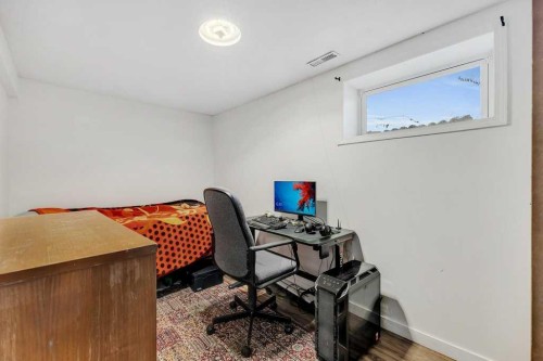 459 Templevale Drive Ne, Calgary, AB - Indoor Photo Showing Office