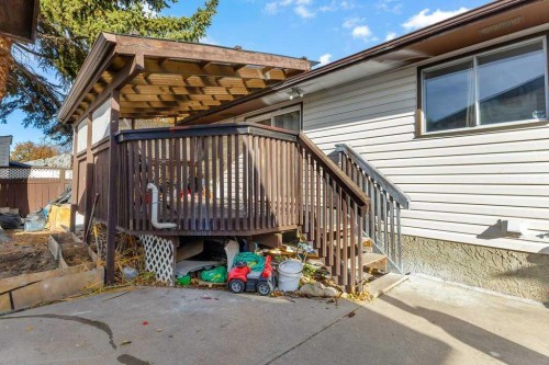 459 Templevale Drive Ne, Calgary, AB - Outdoor With Exterior
