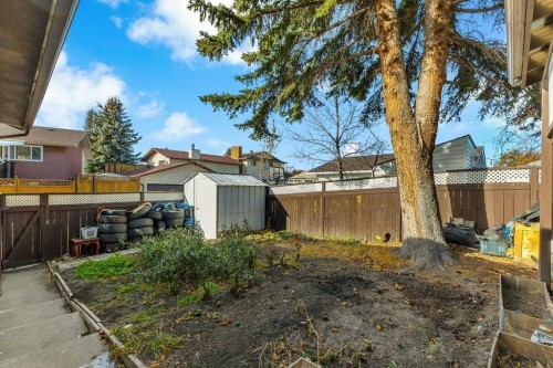 459 Templevale Drive Ne, Calgary, AB - Outdoor