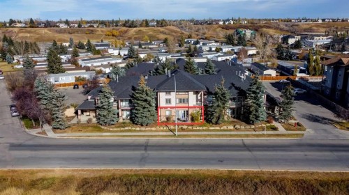 17-170 N Railway Street, Okotoks, AB - Outdoor With View