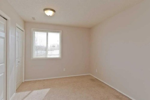 17-170 N Railway Street, Okotoks, AB - Indoor Photo Showing Other Room