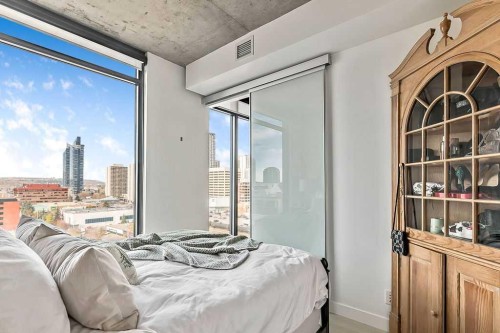 903-1010 6 Street Sw, Calgary, AB - Indoor Photo Showing Bedroom