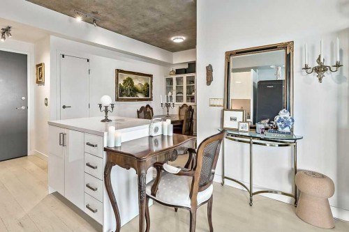 903-1010 6 Street Sw, Calgary, AB - Indoor