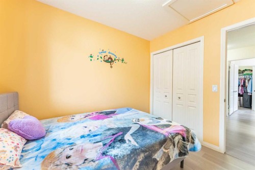 37 Auburn Bay Link Se, Calgary, AB - Indoor Photo Showing Bedroom