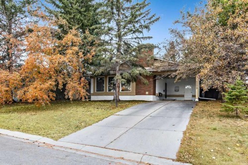 5279 Dalcroft Crescent Nw, Calgary, AB - Outdoor