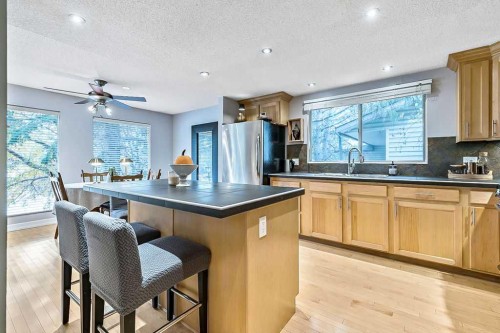 5279 Dalcroft Crescent Nw, Calgary, AB - Indoor