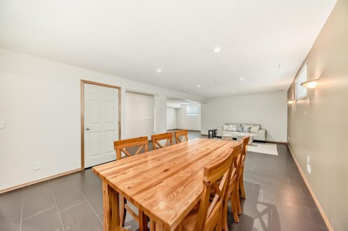 58 Panatella Lane Nw, Calgary, AB - Indoor Photo Showing Dining Room