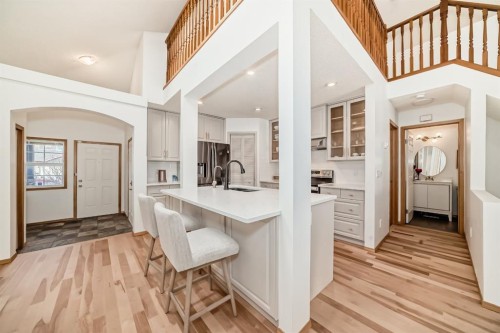 58 Panatella Lane Nw, Calgary, AB - Indoor