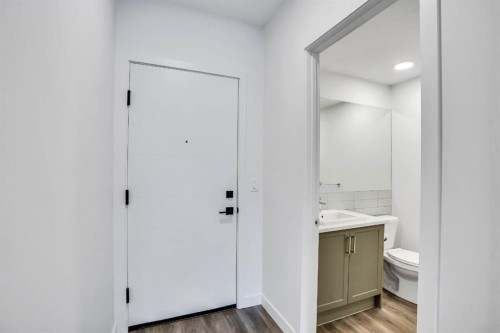 2113-350 Livingston Common Ne, Calgary, AB - Indoor