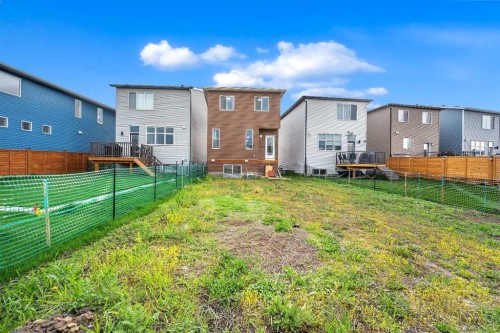 165 Hotchkiss Way Se, Calgary, AB - Outdoor With Exterior