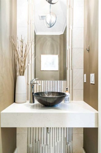 163 Cranarch Landing Se, Calgary, AB - Indoor