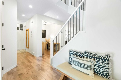 163 Cranarch Landing Se, Calgary, AB - Indoor Photo Showing Other Room