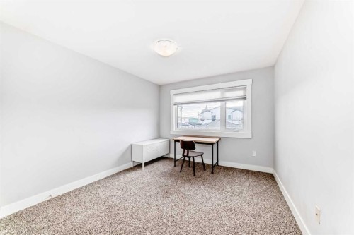 4640 15 Avenue Nw, Calgary, AB - Indoor