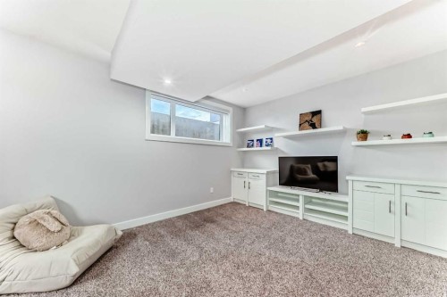 4640 15 Avenue Nw, Calgary, AB - Indoor