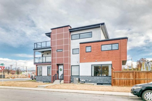 4640 15 Avenue Nw, Calgary, AB - Outdoor