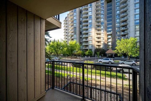 15-821 3 Avenue Sw, Calgary, AB - Outdoor With Balcony