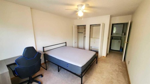 15-821 3 Avenue Sw, Calgary, AB - Indoor Photo Showing Bedroom