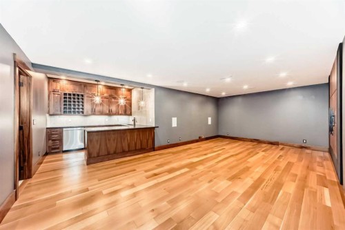 2 Tuscany Estates Crescent Nw, Calgary, AB - Indoor Photo Showing Other Room