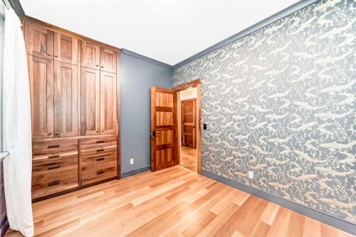 2 Tuscany Estates Crescent Nw, Calgary, AB - Indoor Photo Showing Other Room