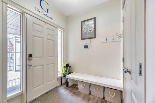 32 Copperpond Heights Se, Calgary, AB - Indoor Photo Showing Other Room