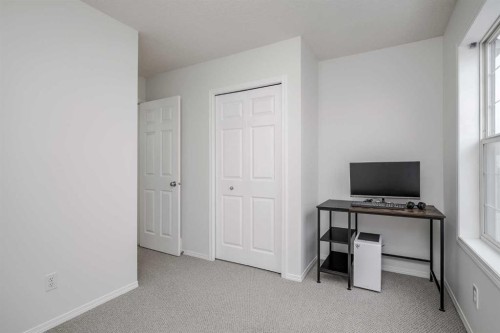 4 Bridleridge Circle Sw, Calgary, AB - Indoor
