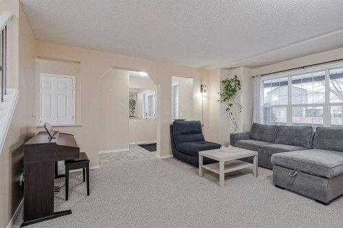 4 Bridleridge Circle Sw, Calgary, AB - Indoor Photo Showing Living Room