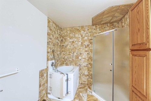 21 Welch Crescent, Okotoks, AB - Indoor