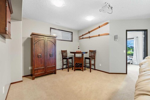 155 Sunset Close, Cochrane, AB - Indoor