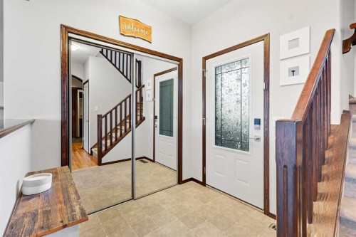 155 Sunset Close, Cochrane, AB - Indoor Photo Showing Other Room