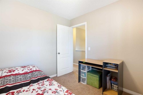 28 Kinlea Link Nw, Calgary, AB - Indoor Photo Showing Bedroom