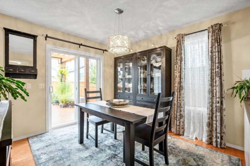 85 Bridleridge Road Sw, Calgary, AB - Indoor Photo Showing Dining Room