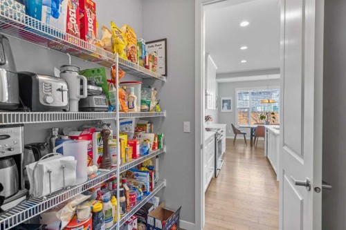 240 Cranbrook Circle Se, Calgary, AB - Indoor