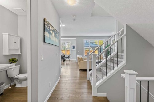 240 Cranbrook Circle Se, Calgary, AB - Indoor