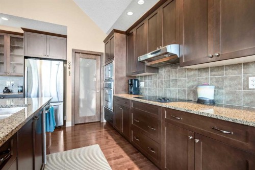 116 Wentworth Square Sw, Calgary, AB - Indoor Photo Showing Kitchen With Upgraded Kitchen
