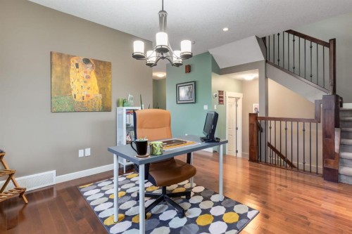 6616 Bowness Road Nw, Calgary, AB - Indoor Photo Showing Other Room