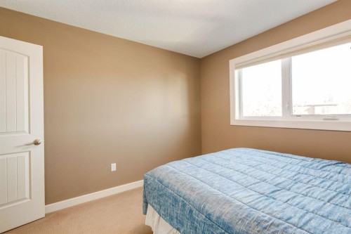 6616 Bowness Road Nw, Calgary, AB - Indoor Photo Showing Bedroom