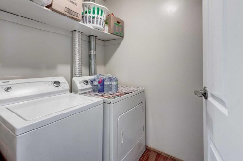 5 Fonda Drive Se, Calgary, AB - Indoor Photo Showing Laundry Room