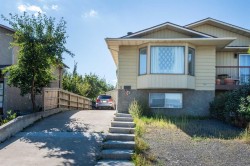 5 Fonda Drive SE Calgary, AB T2A 6E4