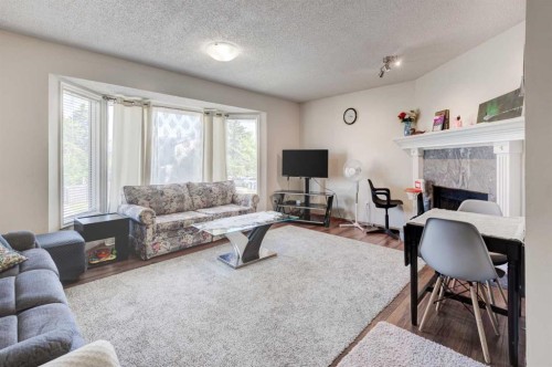 5 Fonda Drive Se, Calgary, AB - Indoor Photo Showing Living Room