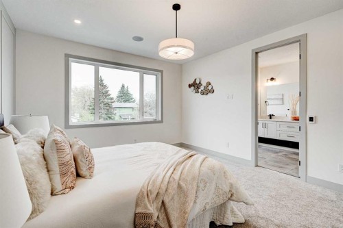 4615 82 Street Nw, Calgary, AB - Indoor Photo Showing Bedroom