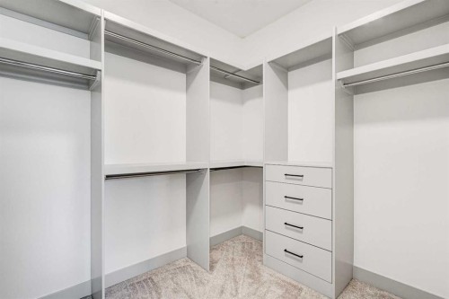 4615 82 Street Nw, Calgary, AB - Indoor With Storage