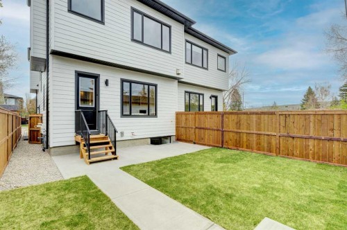 4615 82 Street Nw, Calgary, AB - Outdoor