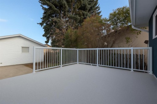 4 Harvey Place Sw, Calgary, AB - Outdoor