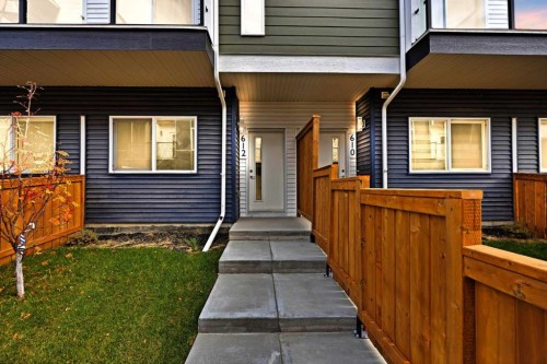 612 Red Sky Villas Ne, Calgary, AB - Outdoor