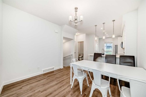 208-15 Evanscrest Park Nw, Calgary, AB - Indoor Photo Showing Dining Room