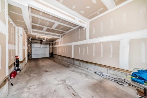 208-15 Evanscrest Park Nw, Calgary, AB - Indoor Photo Showing Other Room