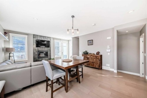 2-413 25 Avenue Ne, Calgary, AB - Indoor With Fireplace