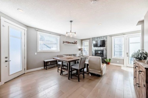 2-413 25 Avenue Ne, Calgary, AB - Indoor