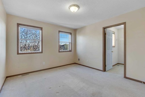 87 Coventry Road Ne, Calgary, AB - Indoor Photo Showing Other Room